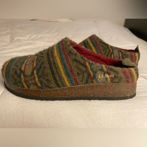 LL Bean Women’s clogs/slippers size 8